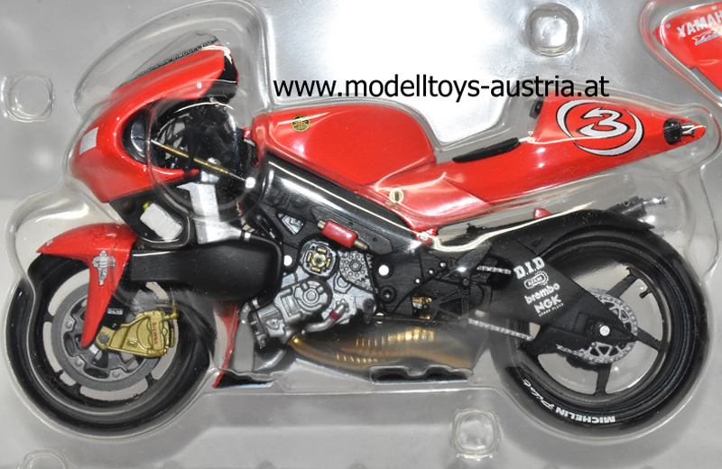 Yamaha YZR-M1 2002 Moto GP Max BIAGGI 1:12, Modelltoys